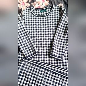 Large Ralph Lauren Black & White Casual Crewneck Dress